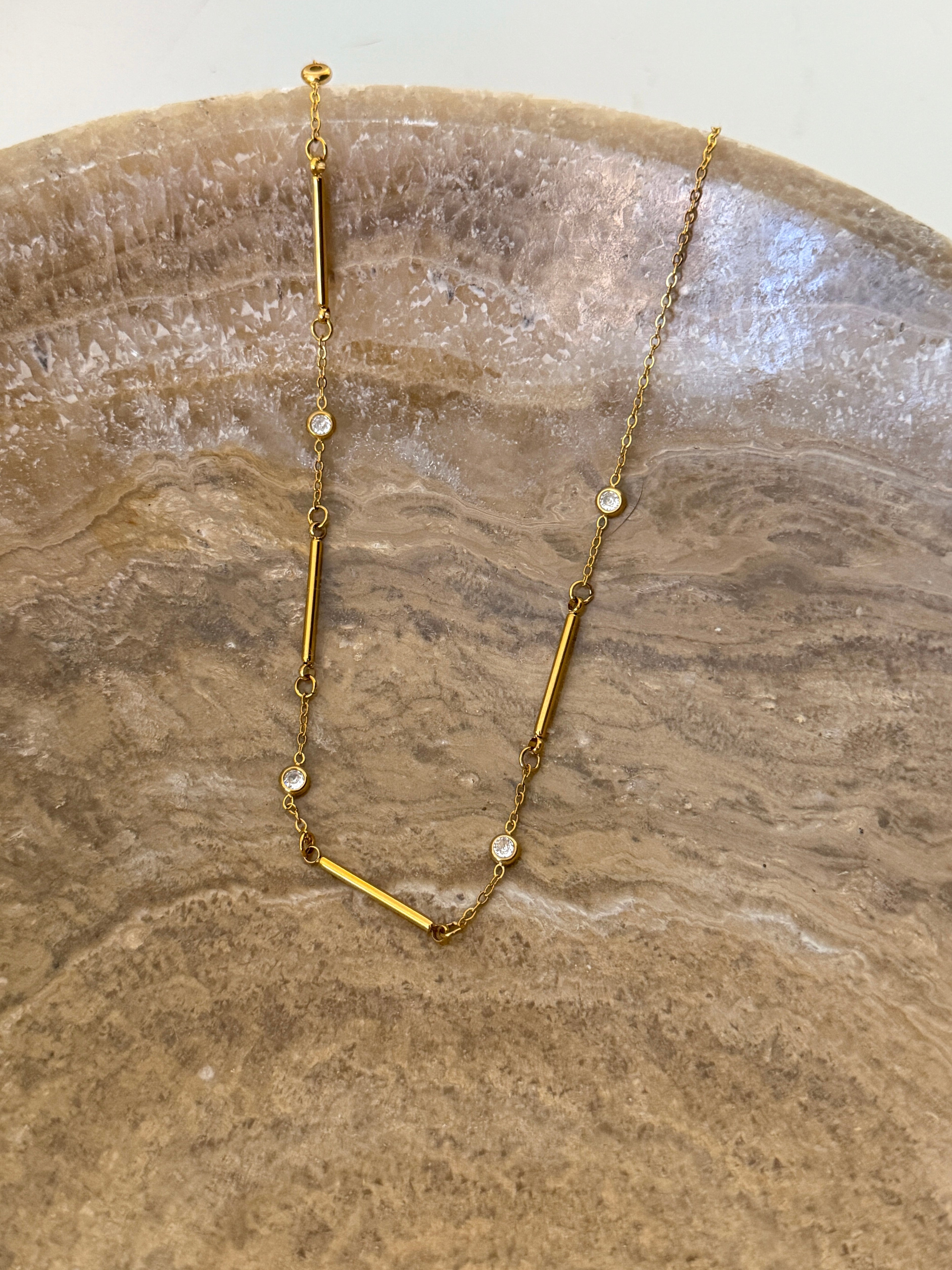 ELLA NECKLACE